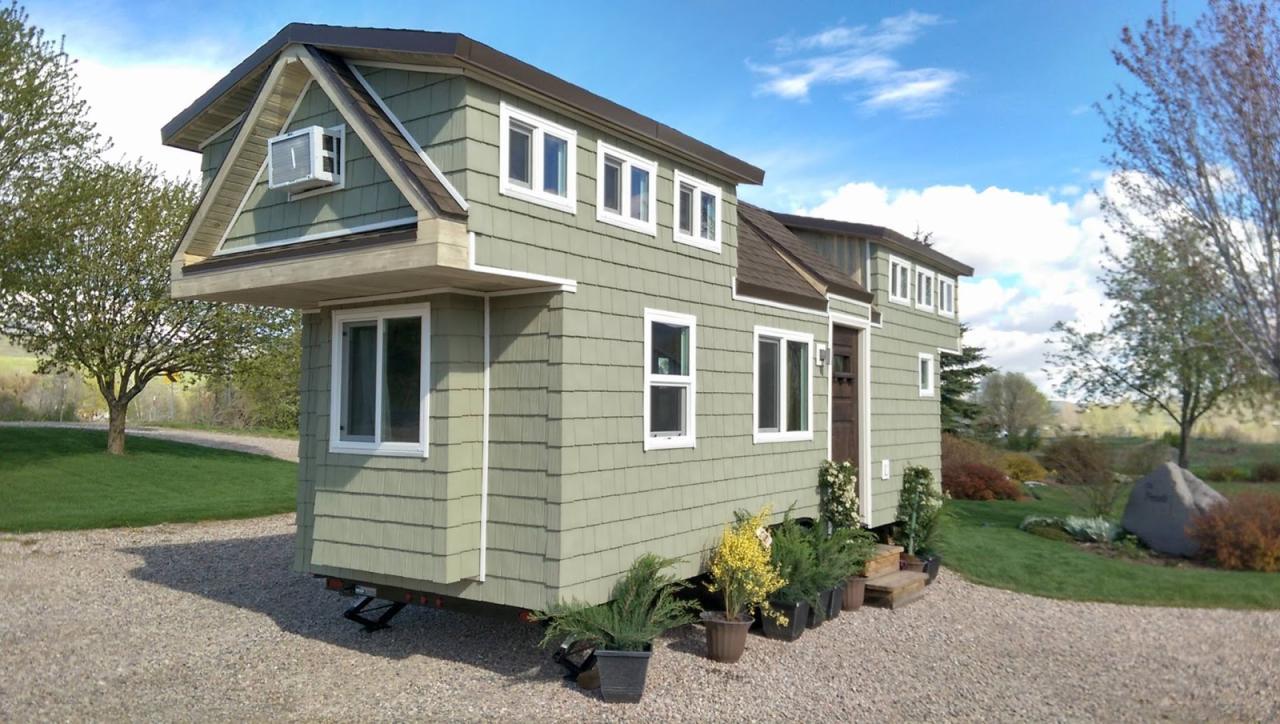 The 200 Sq Ft Family Tiny Home TINY HOUSE TOWN