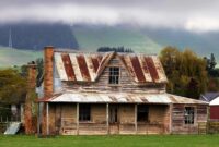 00461120231109-7a080f0d1eef178cbb2516f2c896e870 Old Farmhouse With Wrap Around Porch House Decor Concept Ideas