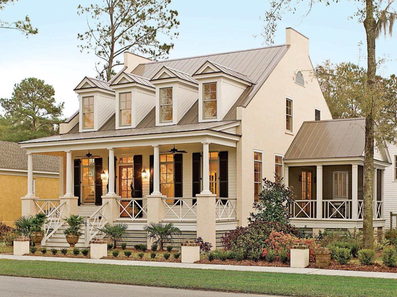 2016 BestSelling House Plans Porch house plans, Southern house plans