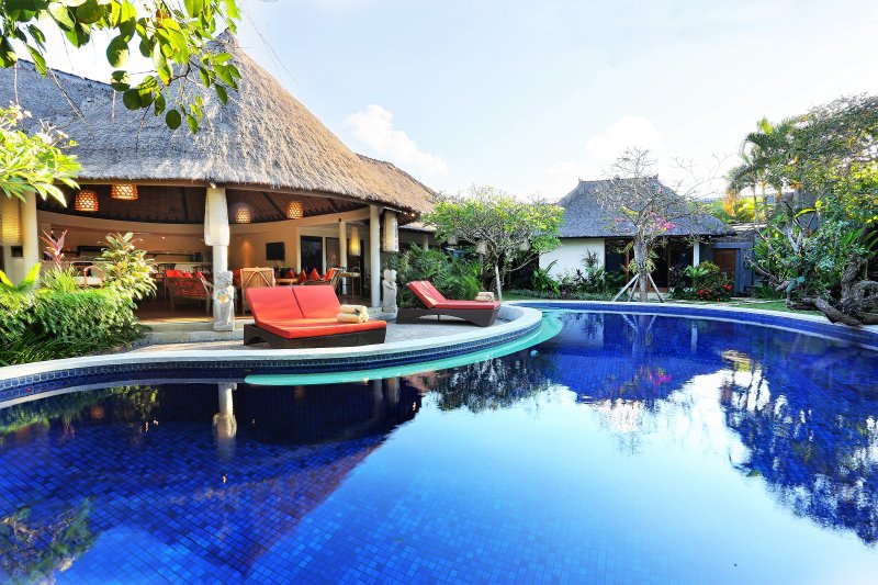 4 Bedroom Bali Akasa Villa Perfect Villa in Seminyak with Large Pool