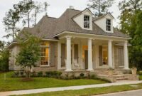 13420320240423-14aea18e772af1b5329ab3ae86000fa6 Love the Louisiana style house! Curb Appeal Pinterest Exterior