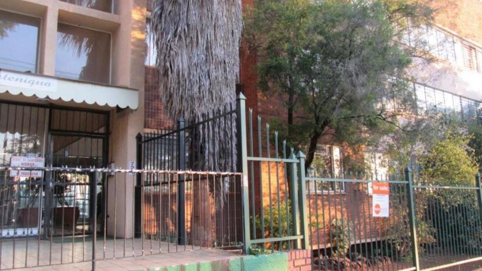 15 Bedroom Flat To Rent In Arcadia Bedroom Poster