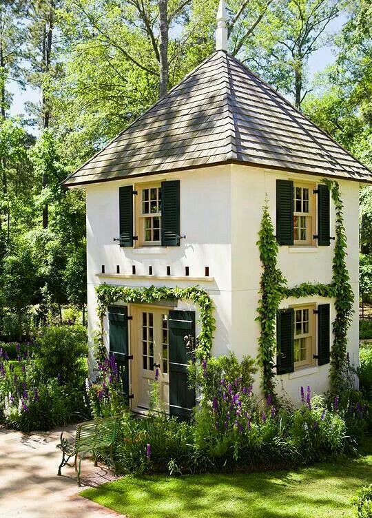 Pin by Twyla Fierbaugh on home decor Traditional house, Architecture