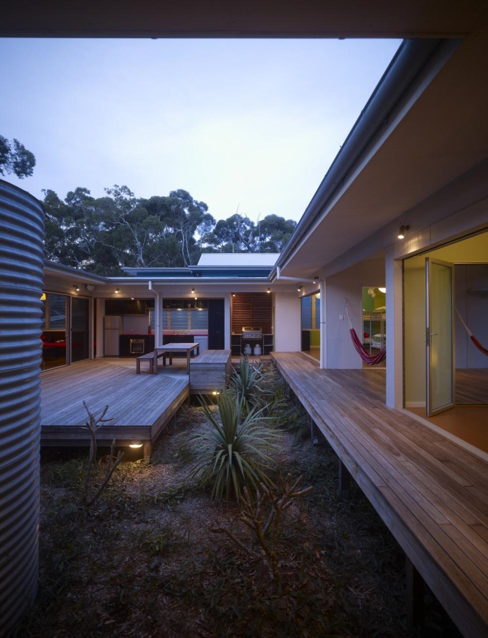 Design Inspiration The Modern Courtyard House Studio MM Architect