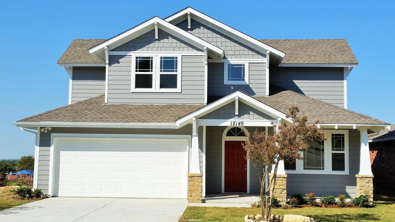 Two story Craftsman style house Doug North Homes Dallas, Texas