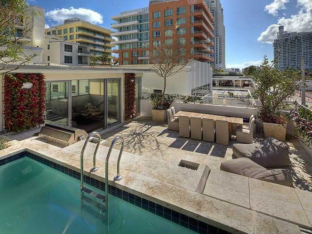 SouthofFifth Triplex With Rooftop Pool Wants 5.75M Ocean house