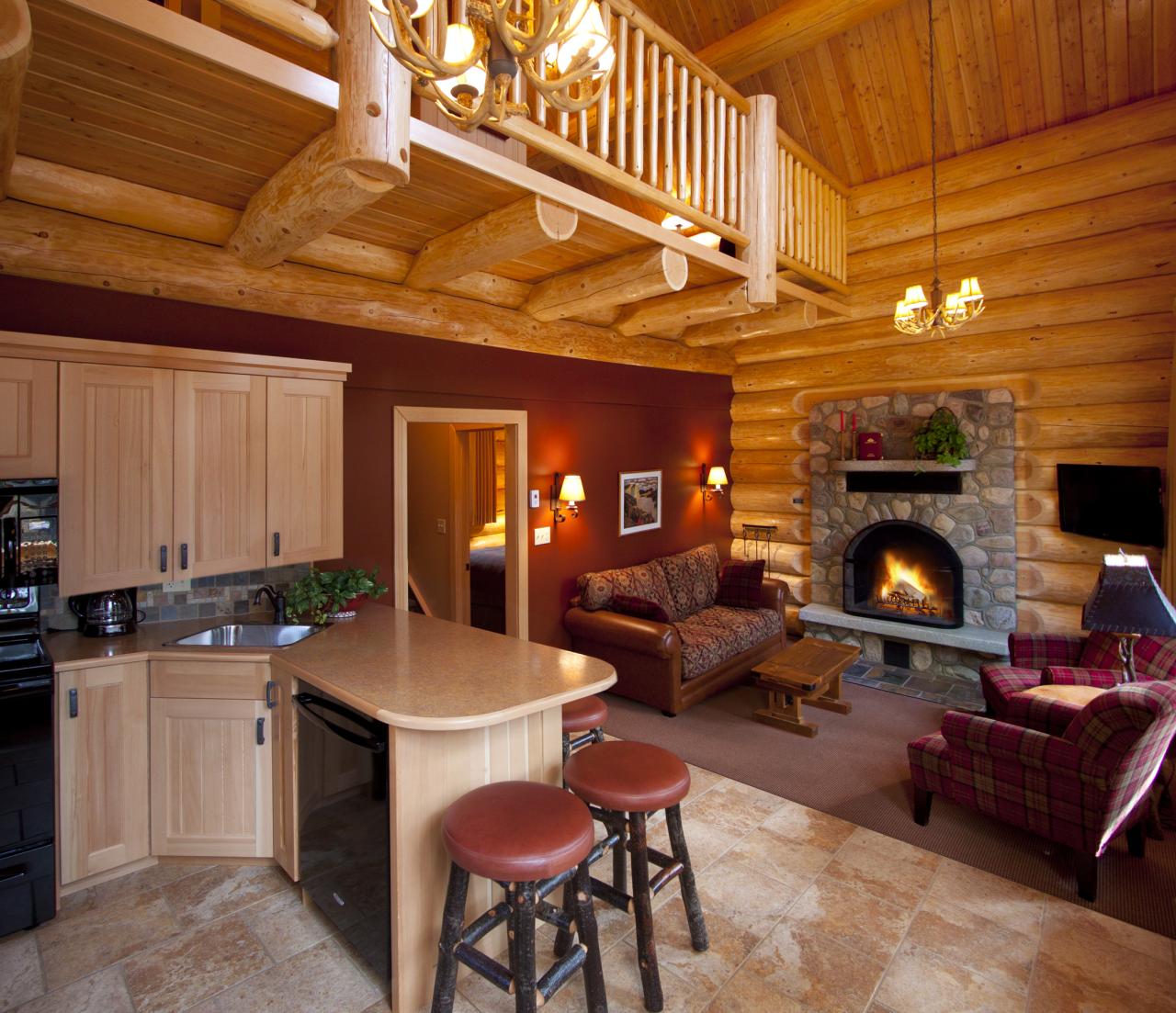 Luxurious Log Cabin in the Woods North American Log Crafters