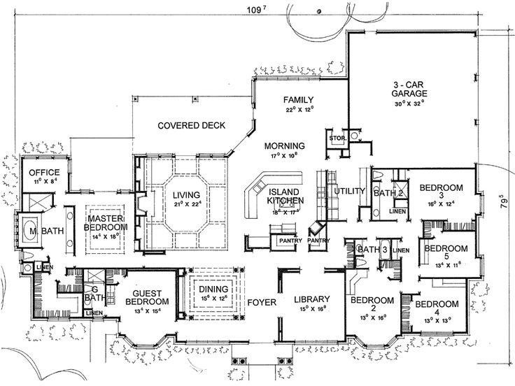 Best 25 6 bedroom house plans ideas on Pinterest 6 bedroom house