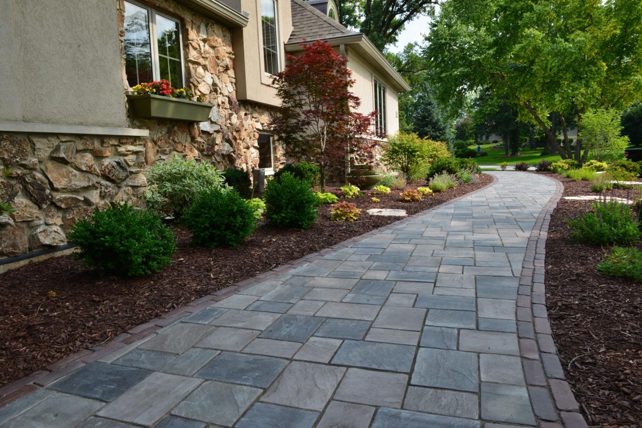 Incredible Landscaping Ideas to Transform your Front Yard Unilock